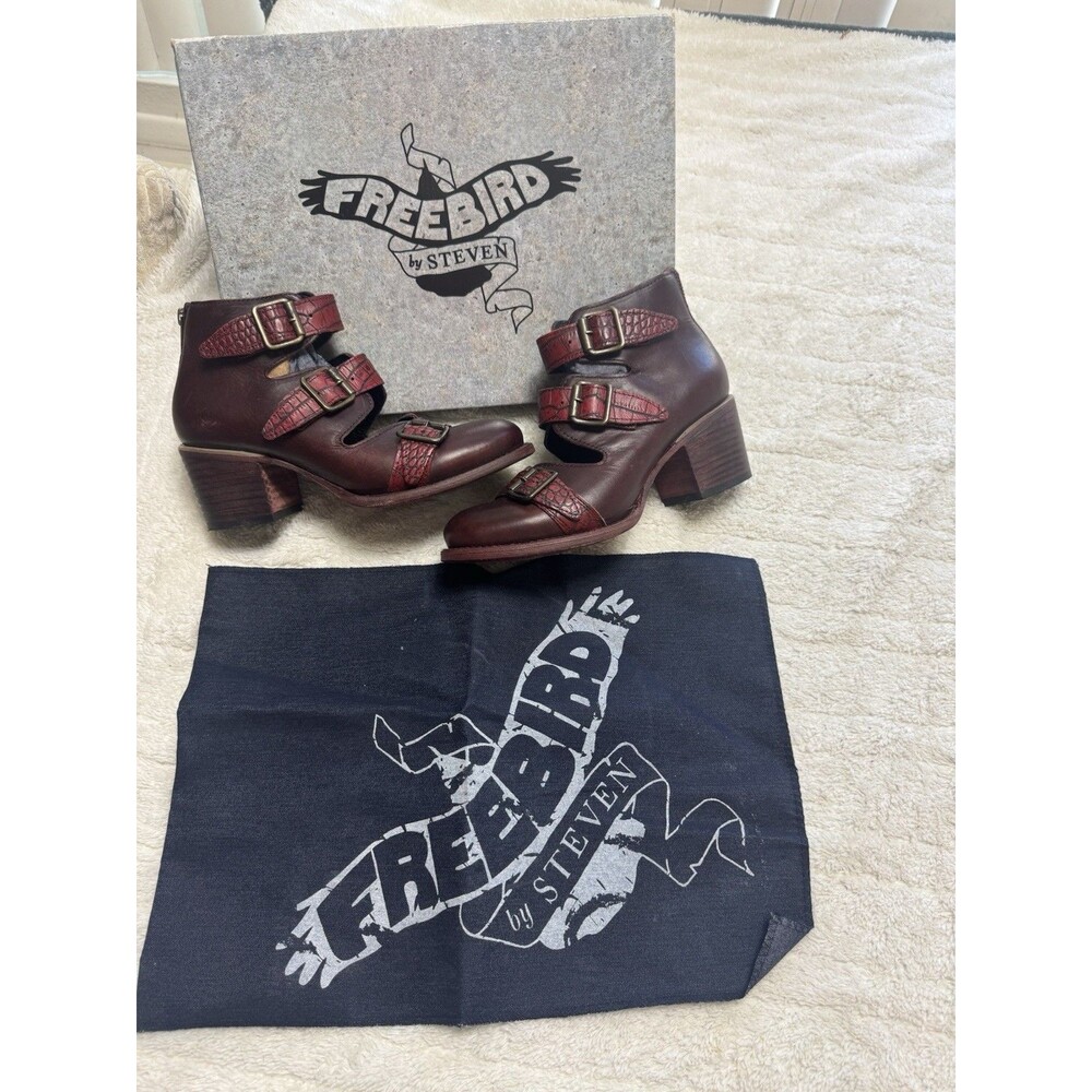 Freebird by Steven Charlotte Leather Buckle Booties Burgundy Red Women Size 8